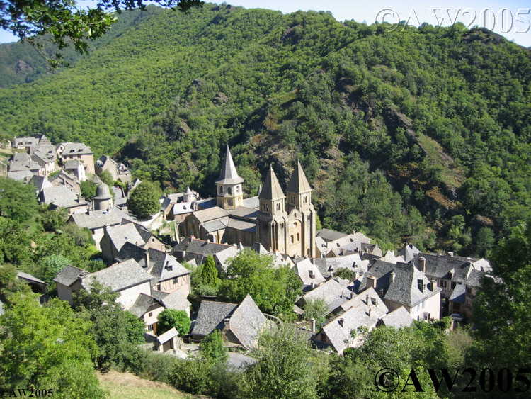 98 IMG_1002 Conques van bovenaf